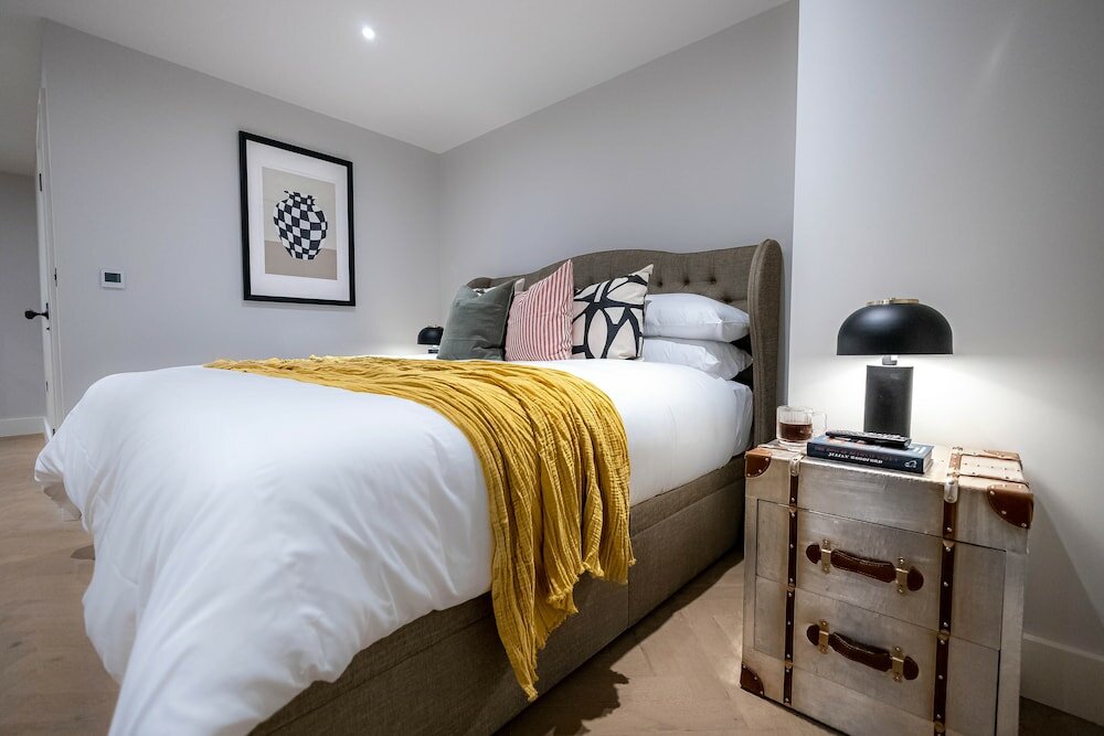 Фото Three Bed Apts near Spitalfields Mkt