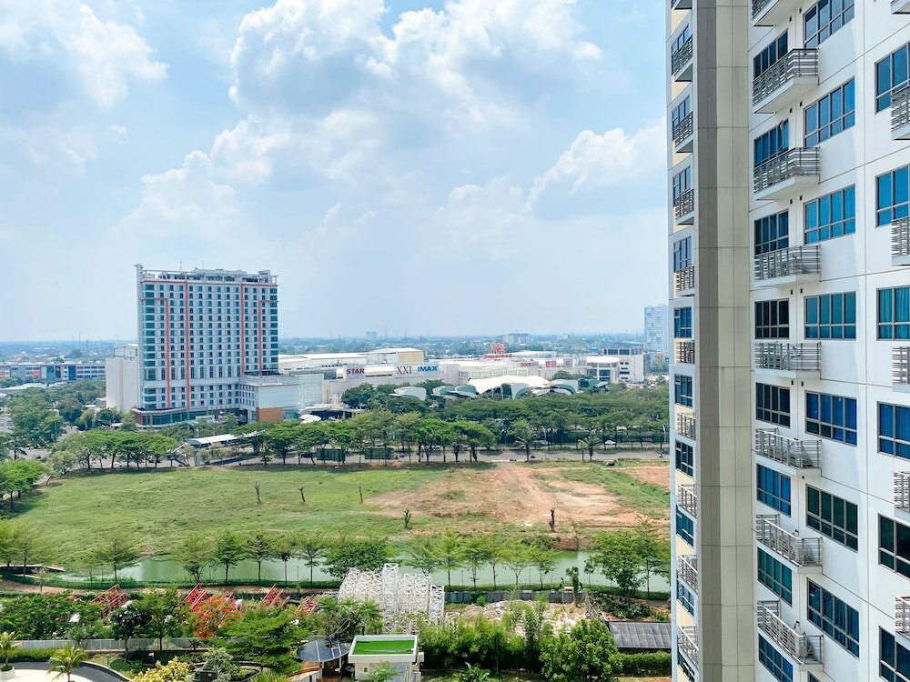 Фото Modern Look Studio At Springlake Summarecon Bekasi Apartment