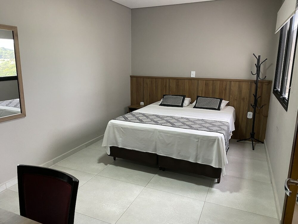 Фото Vipper Hotel