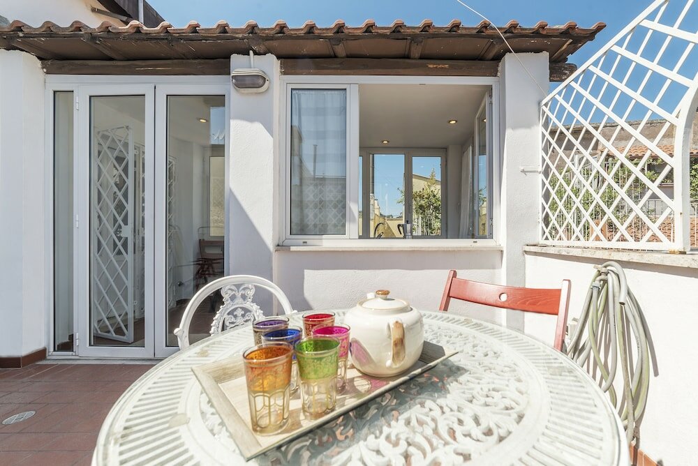 Фото VIA dei Cartari