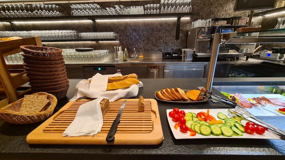 Фото Alpstadt Lifestyle Hotel