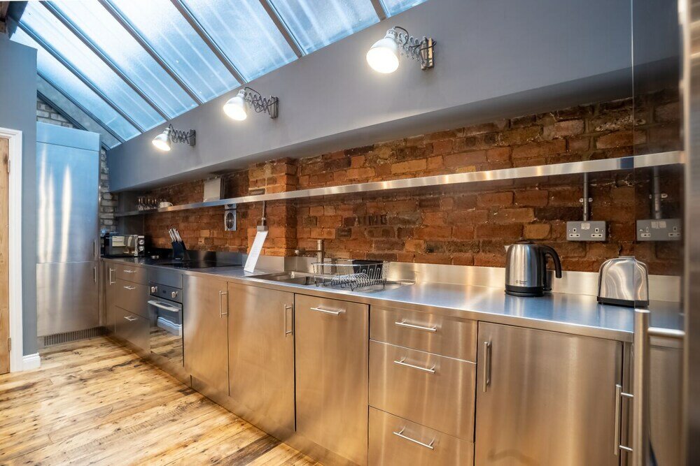 Фото 2 Bedroom Apt Bethnal Green Yard View