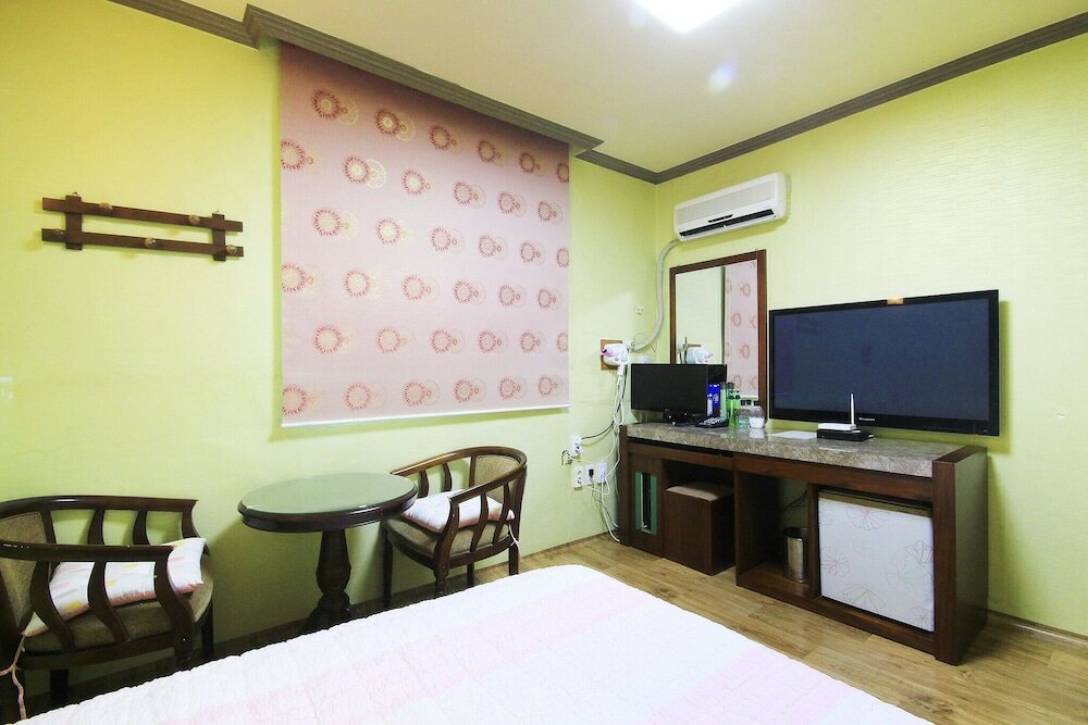 Фото Yeosu Living