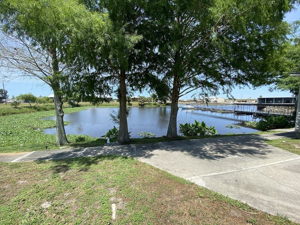 Фото Roland and Mary Ann Martin Resort