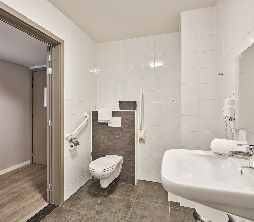 Фото Holiday Suites Limburg