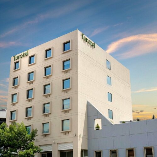 Гостиница Turotel Morelia в Морелии