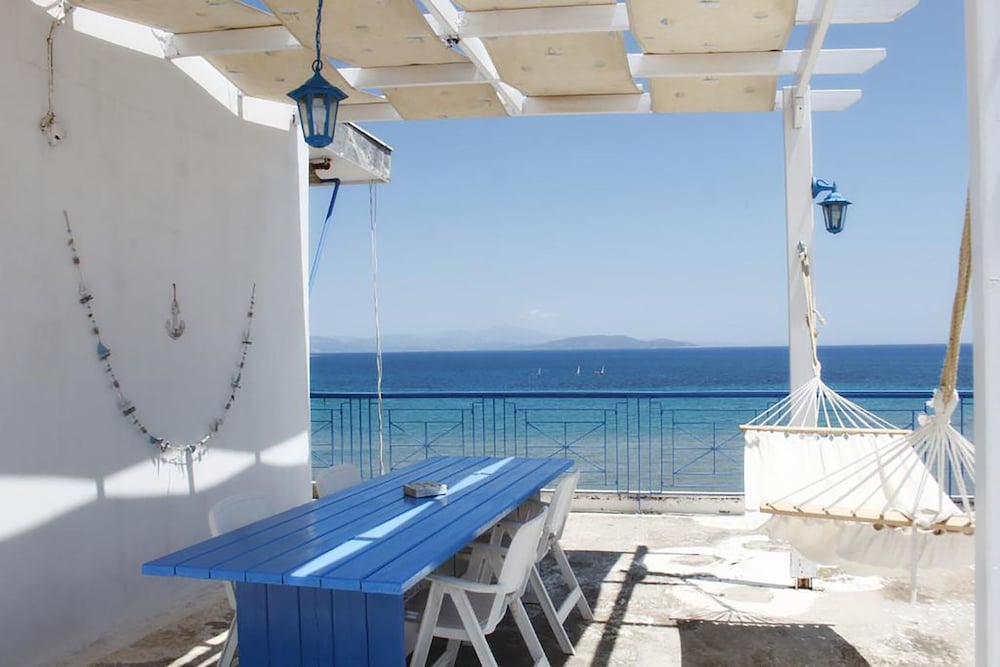 Фото Penthouse & Apartments by the Sea near Airport