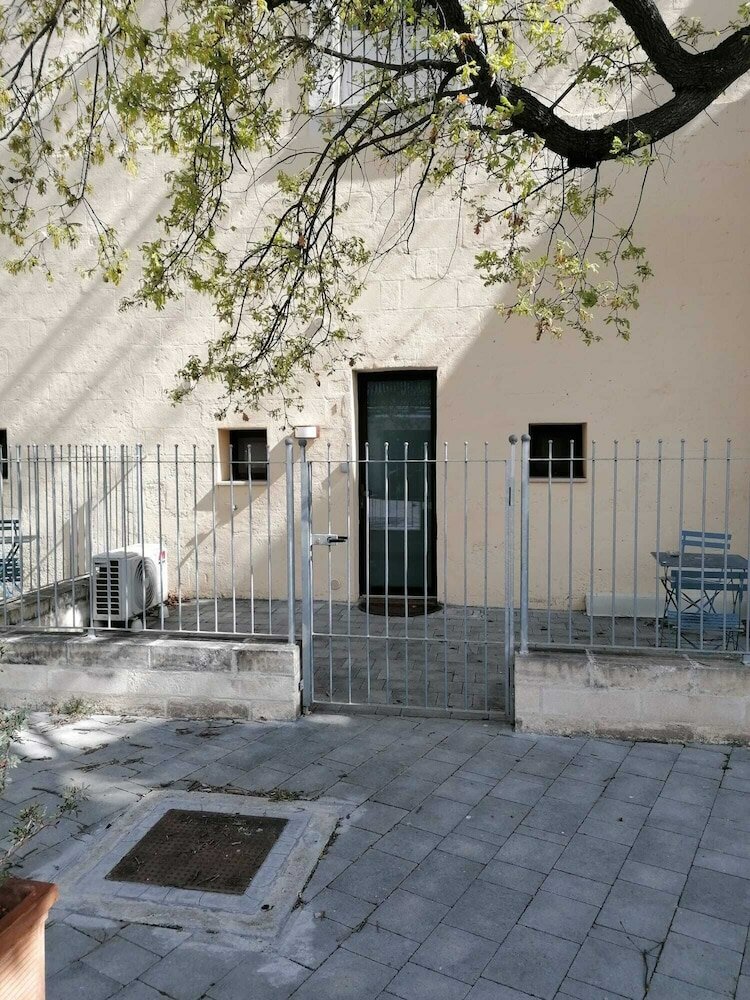 Фото Villino Tortorelli con parcheggio