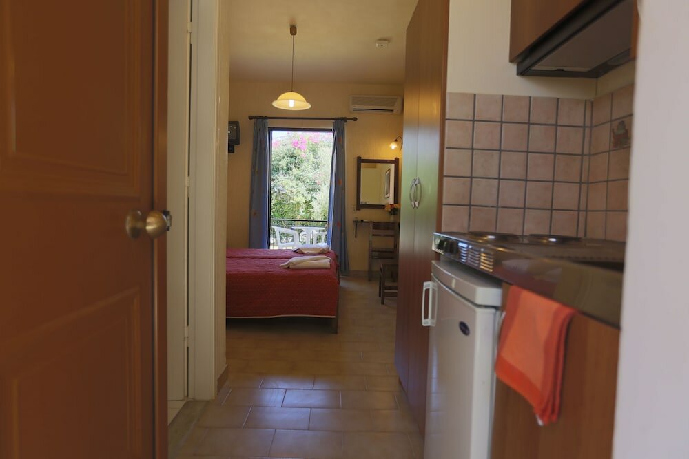 Фото Doras Zante Studios & Apartments