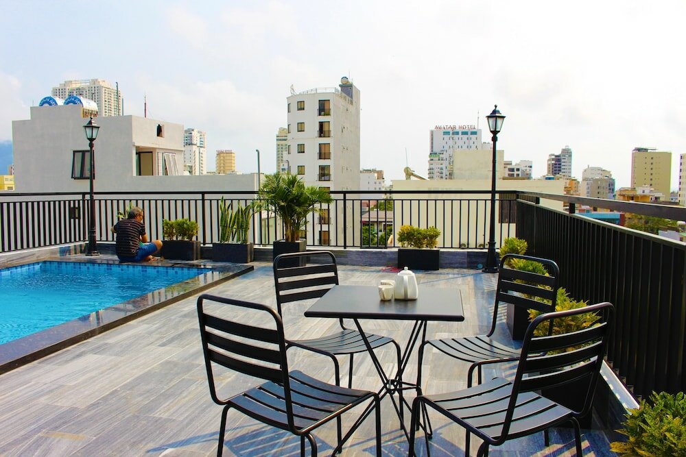 Фото отеля 2