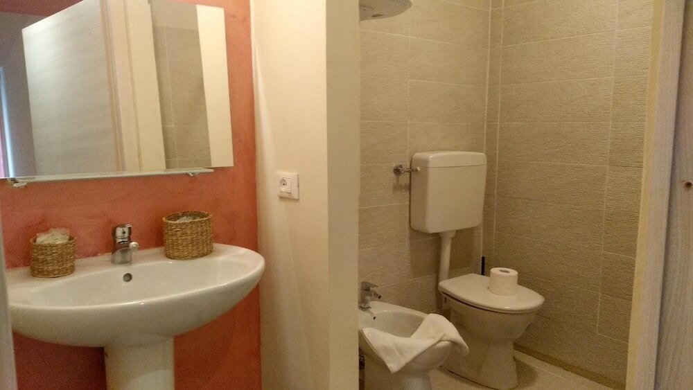 Фото Marconi Rooms - Loggia delle Erbe