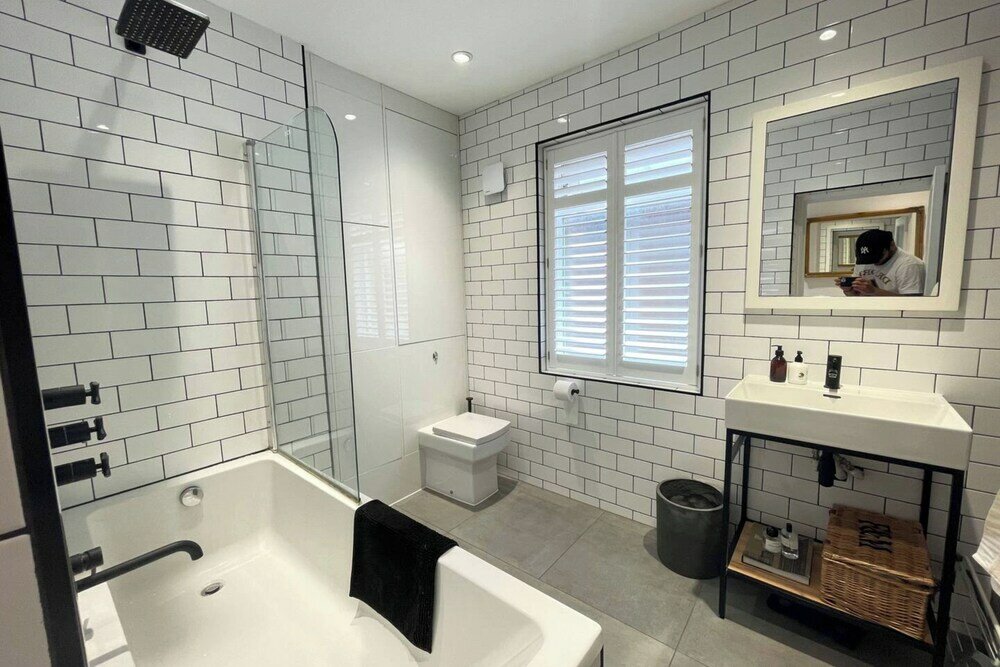 Фото Chic 1bd Home W/private Courtyard - Walthamstow!