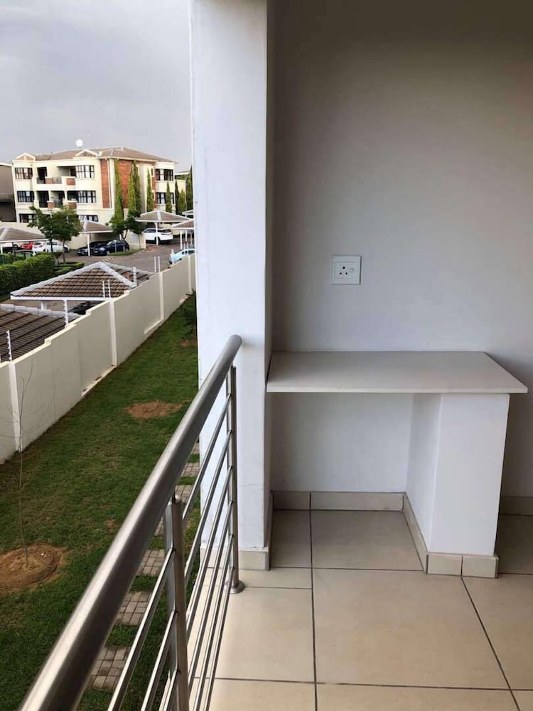 Фото Stunning Apartment in Sandton