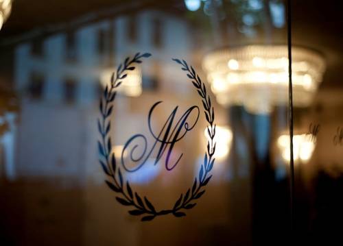 Фото Murray Hill East Suites