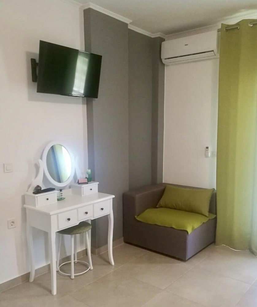 Фото PargaLand Studios & Apartments