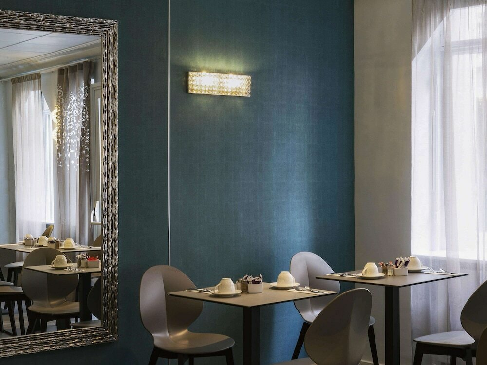 Фото Mercure Paris Opéra Faubourg Montmartre