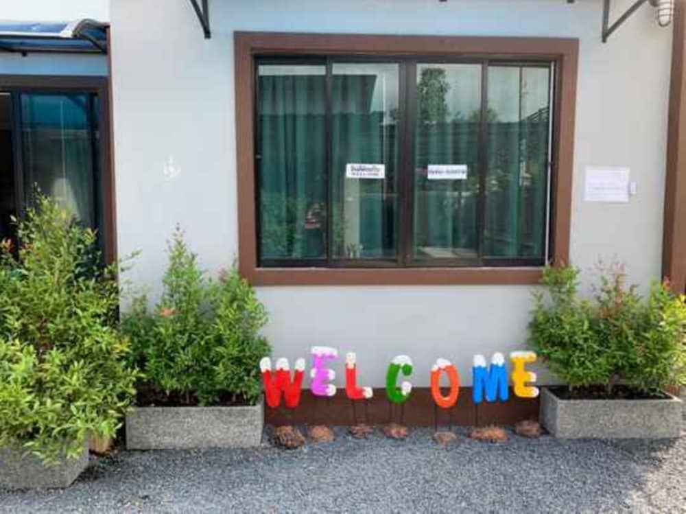 Фото Thalang Resort