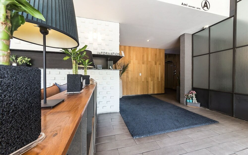 Фото Yongin Army Boutique