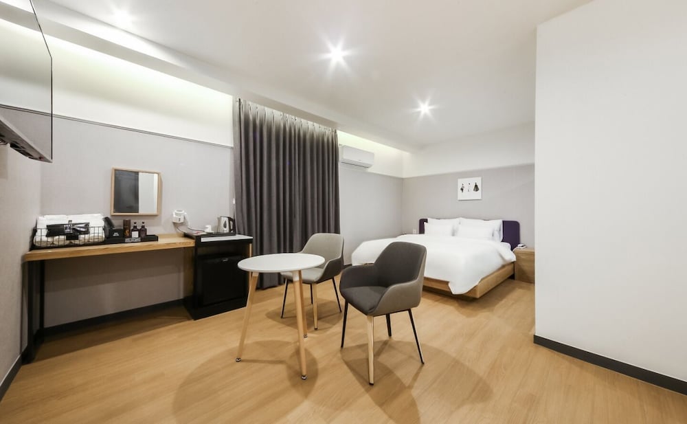 Фото Gray 194 Hotel