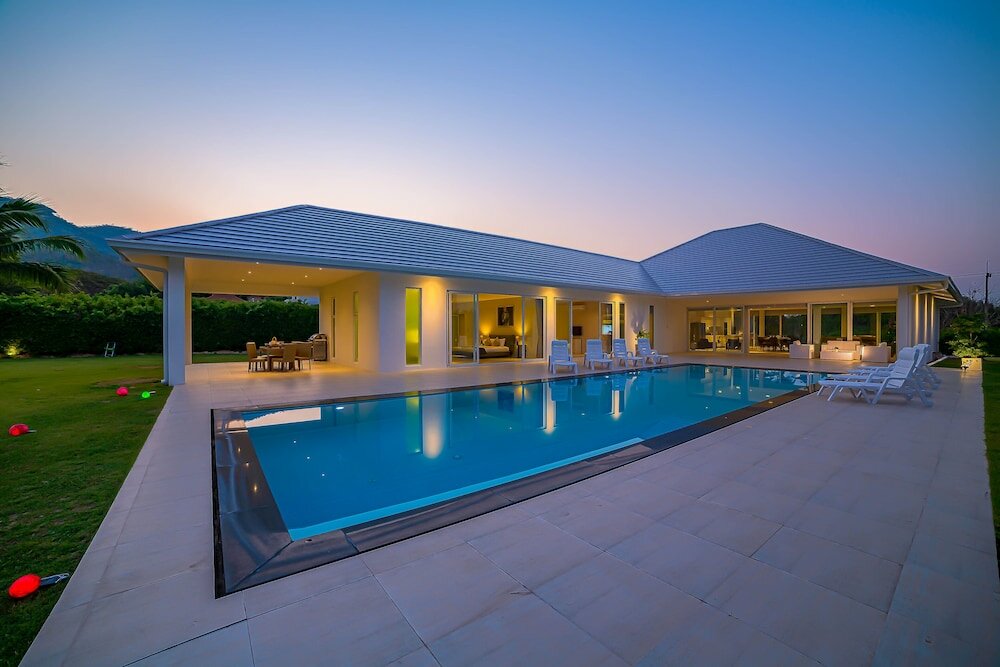 Фото Luxury Modern 4 Br Pool Villa - Ph111