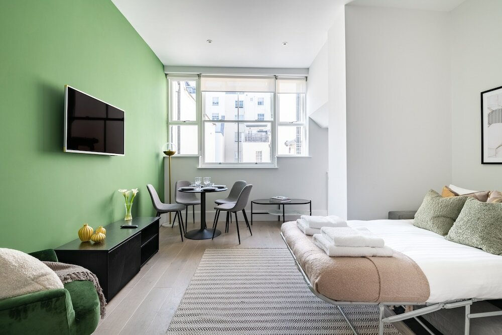 Фото 2 Queensberry Place by Stayo