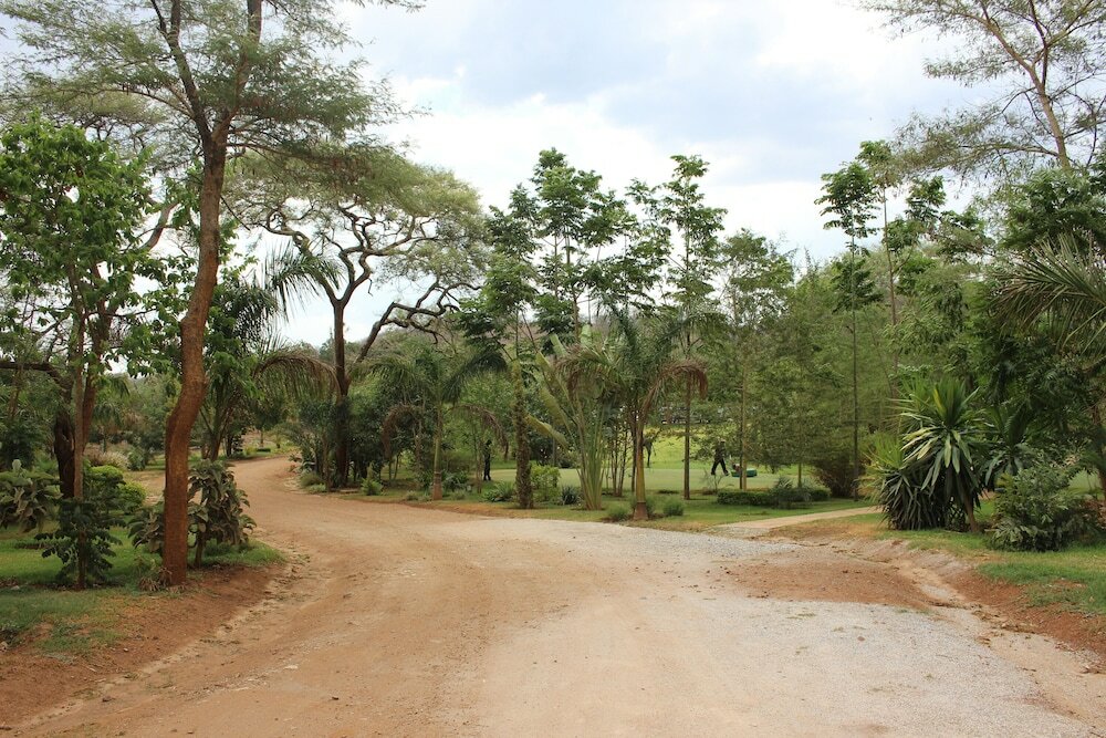 Фото Four Pillars Lodge Chilanga