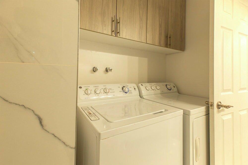 Фото Cozy condo Mtl DownTown - 4410