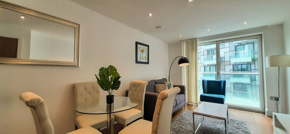 Фото MySquare Apartments Canary Wharf