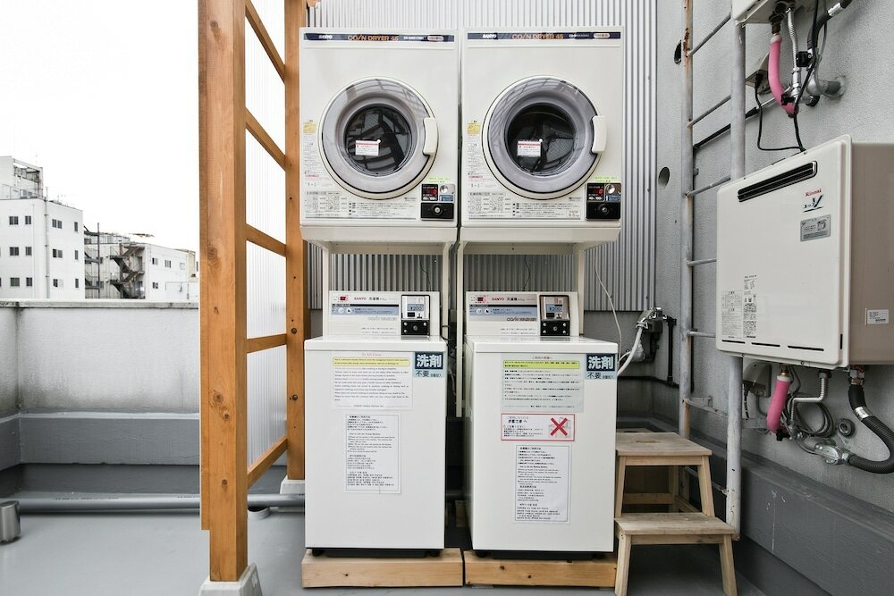 Фото New World Inn - Hostel