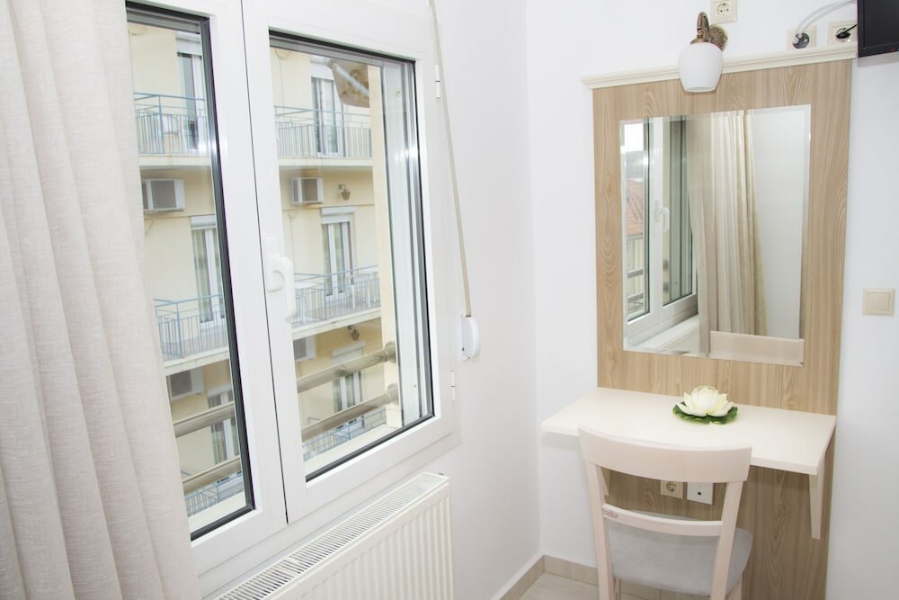 Фото Astron Hotel