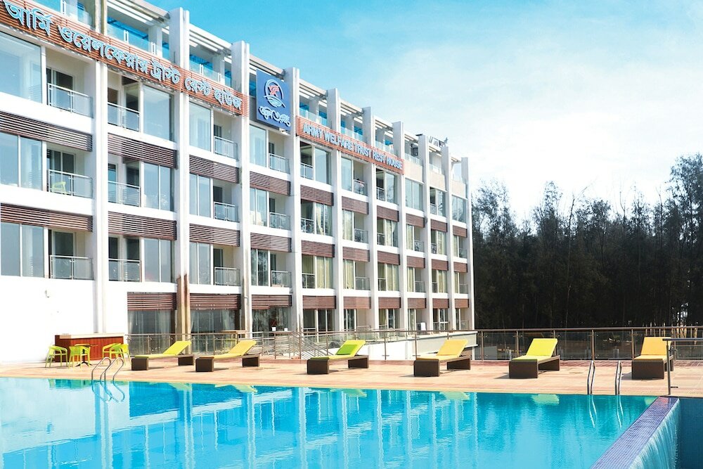 Фото отеля 1