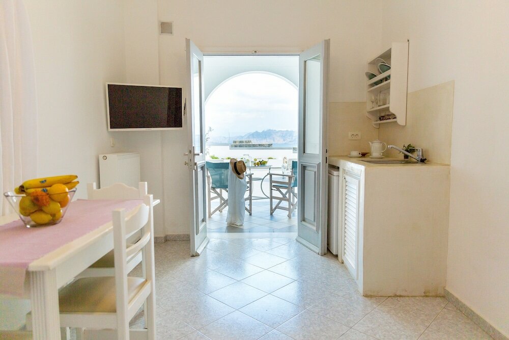 Фото Acrothea Suites & Villas