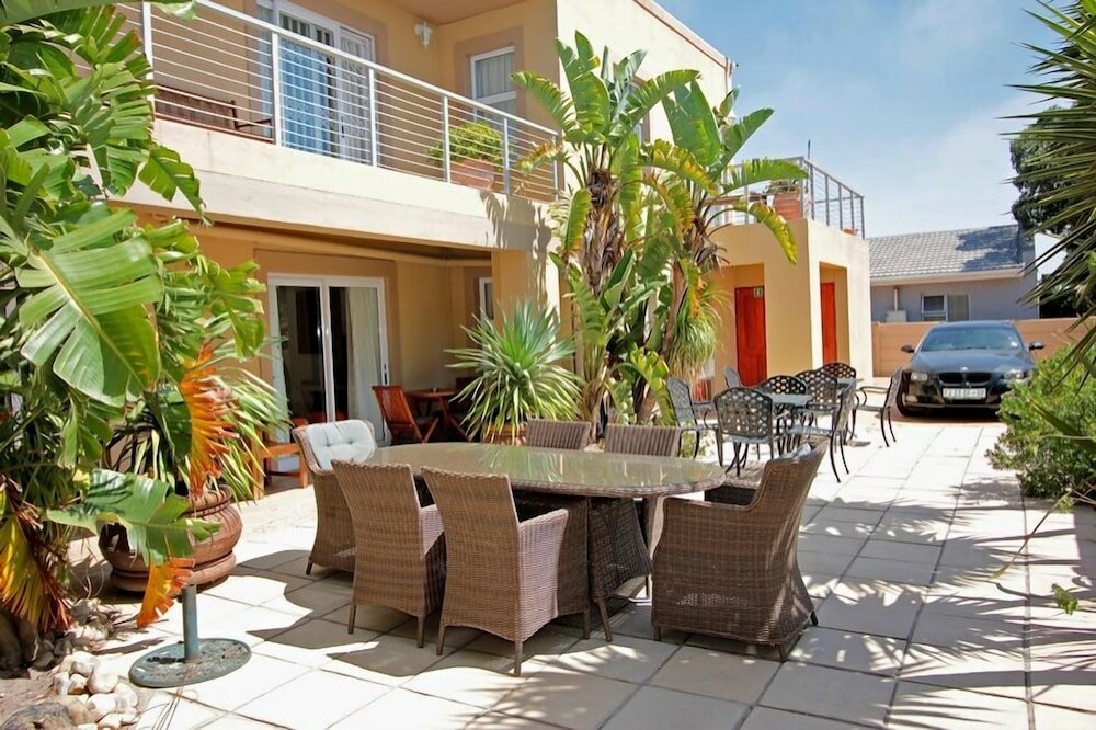 Фото Kwantu Guesthouses