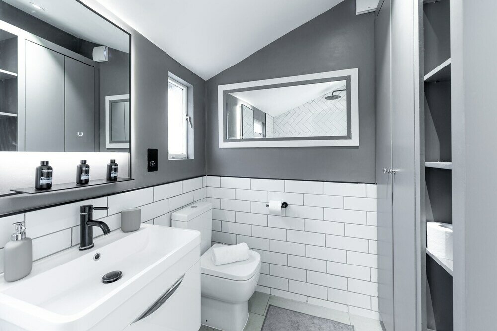 Фото Stunning Period Feature House