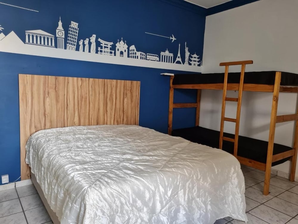 Фото Pousada e Hostel Aqui