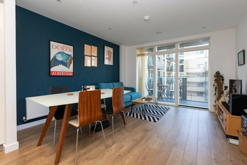 Фото Peaceful & Vibrant 1bd Flat W/balcony- Bow Common!