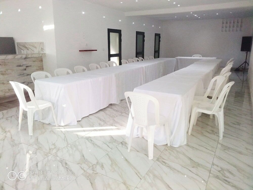 Фото Espace le Majestic Toamasina