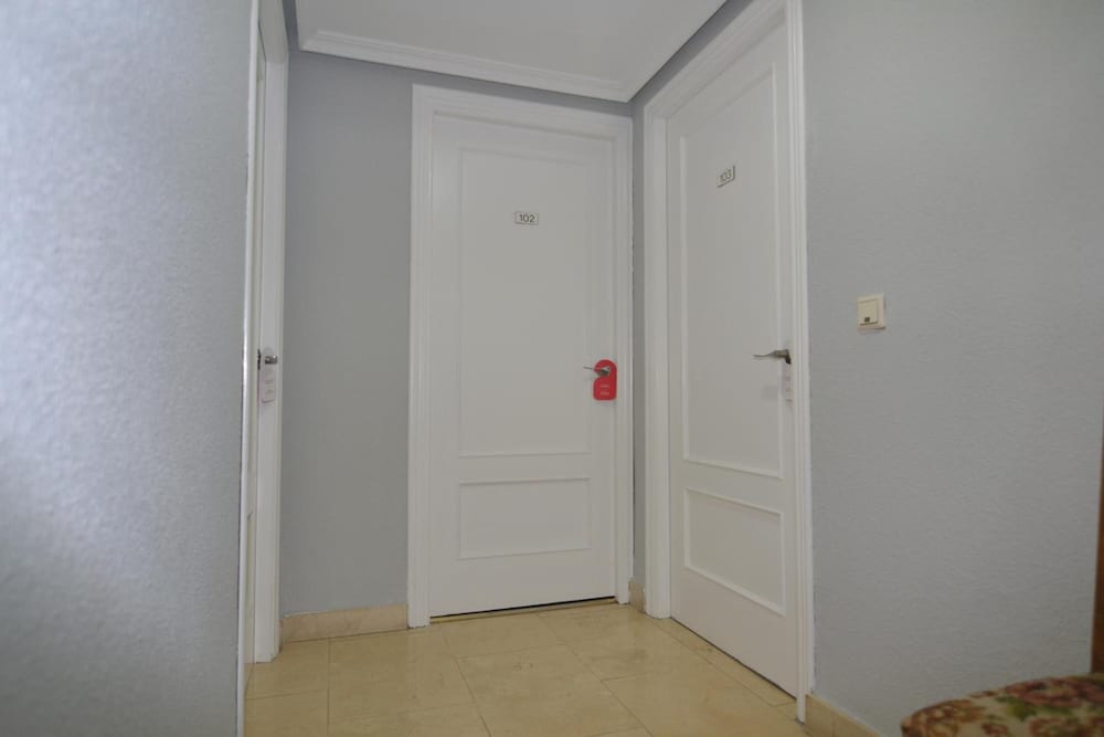 Фото Hostería El Bodegón De Gredos