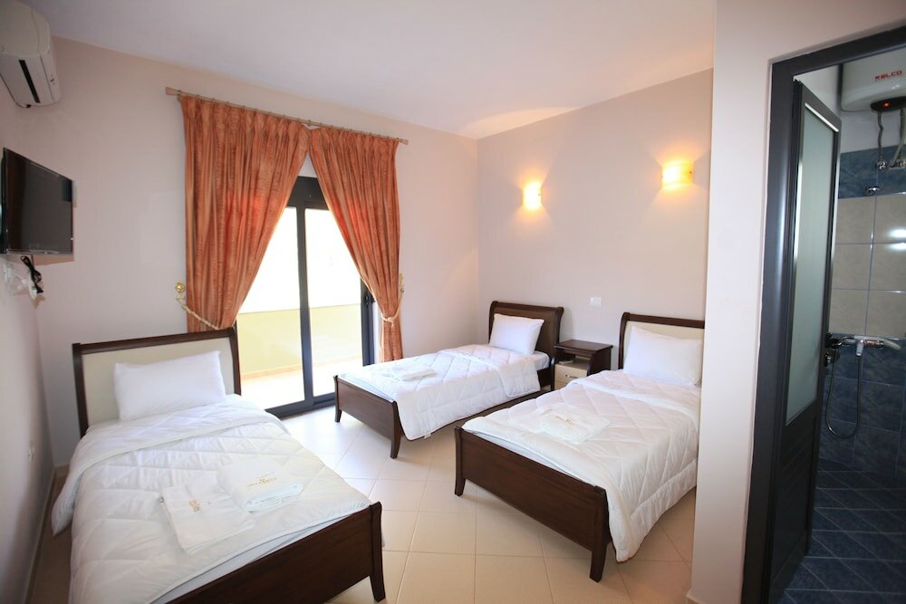 Фото Hotel Gryka e Kelcyres