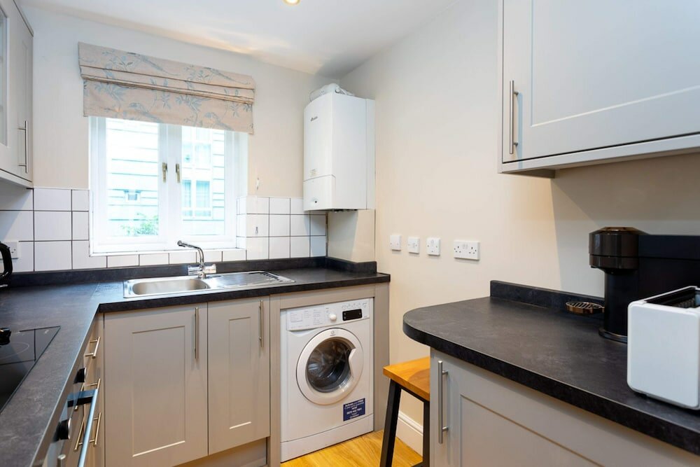 Фото Bright Tower Bridge Nest