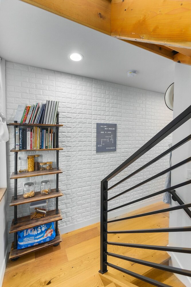 Фото Modern Sustainable Design in Ballard