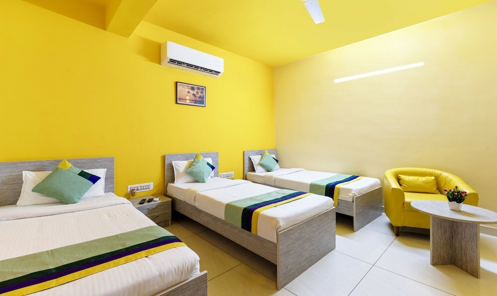 Фото Treebo Trend Four Seasons