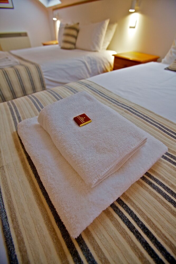 Фото Ferry Inn Stromness