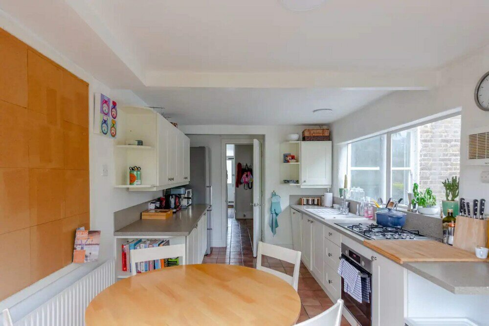 Фото Inviting 4bd House - Greenwich