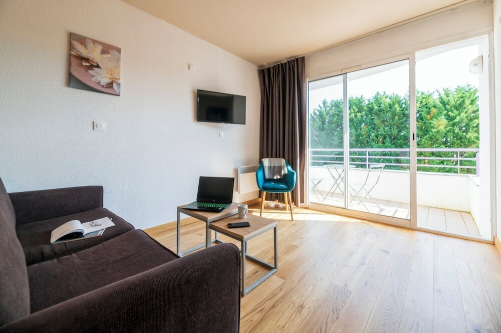 Фото Cerise Dax - Les Jardins du Lac