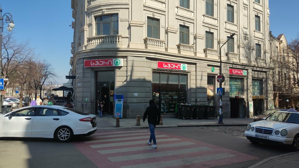 Магазин продуктов Spar, Тбилиси, фото