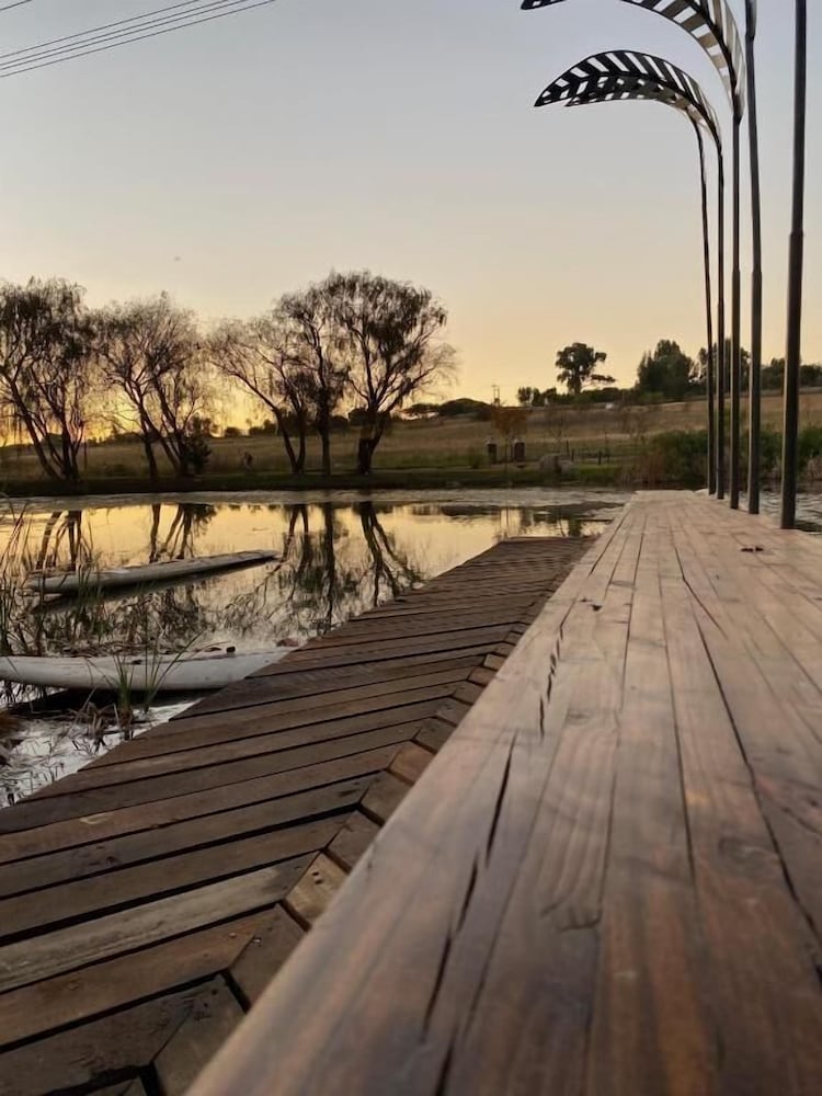 Фото Four20 Bespoke Hotel