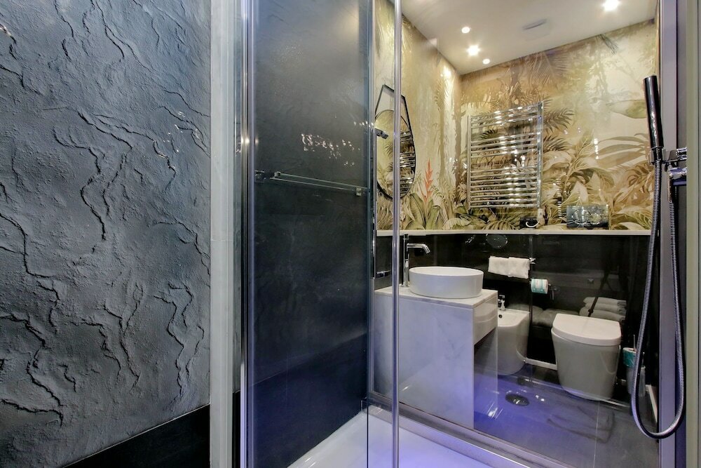 Фото Helmirage Piazza Di Spagna Suite