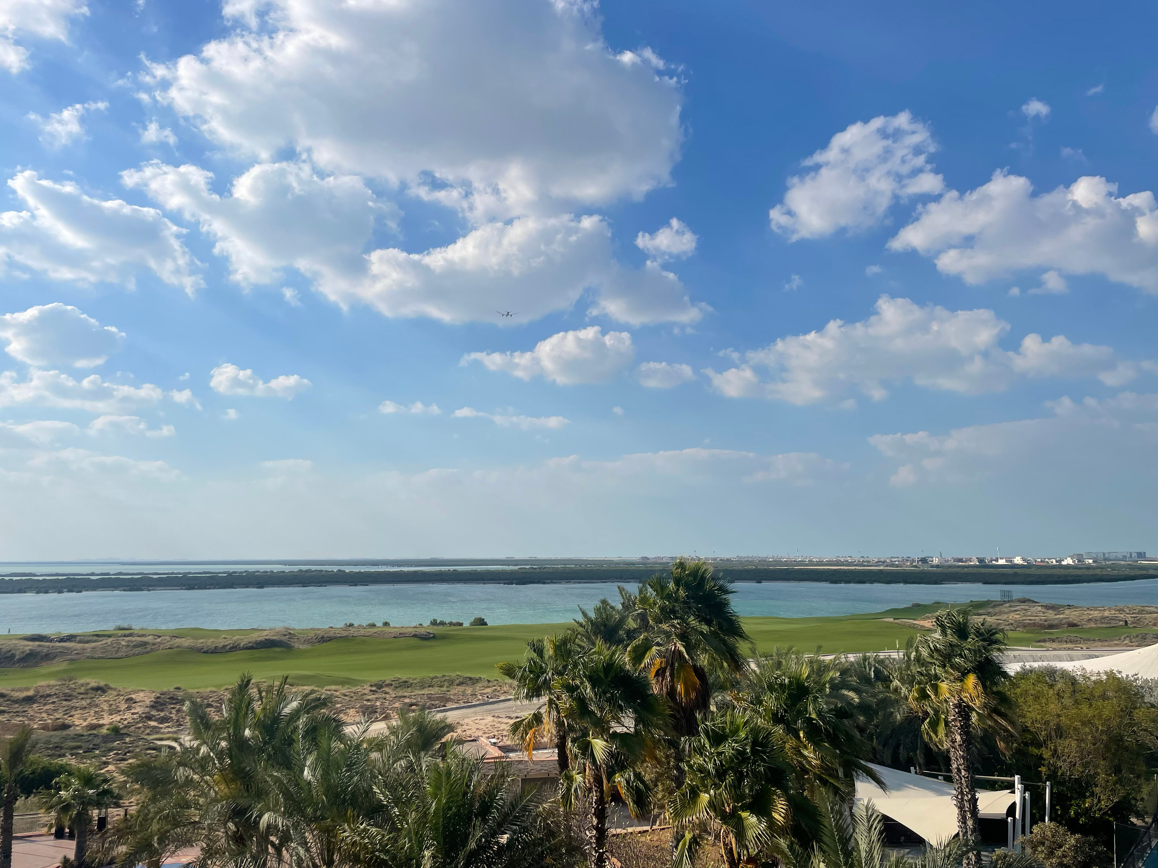 Фото Park Inn by Radisson Abu Dhabi Yas Island