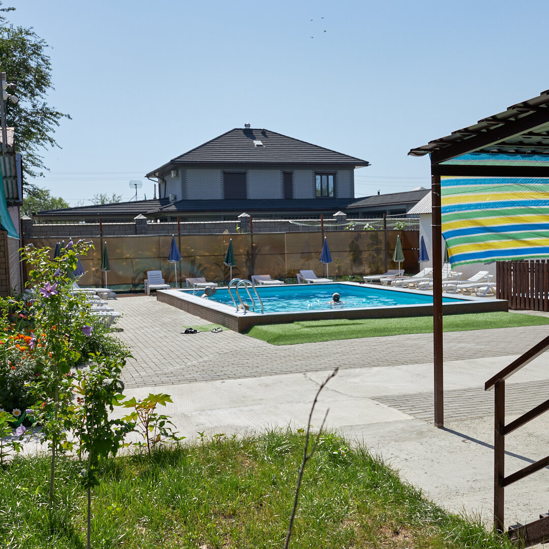 Фото Гостевой двор Малибу